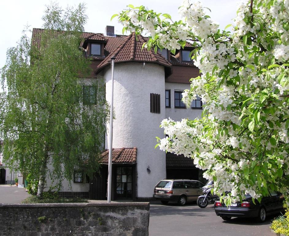 Hotel Pfaffenhof Lich Екстериор снимка